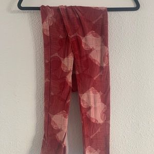 Lularoe Valentine’s Day leggings OS